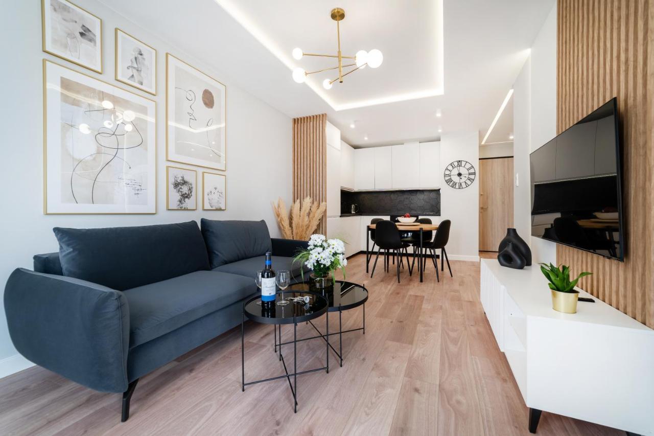Apartment 56 By The Seaside Gdansk Letnica Bagian luar foto